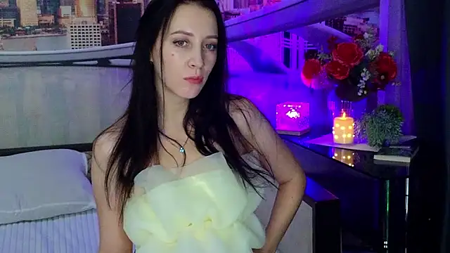 دردشة MonicaSweetx الجنسية المباشرة