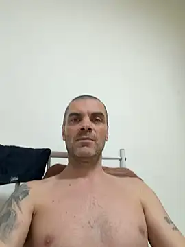 DOMINATOR_SIR-MASTER 即時 XXX 聊天