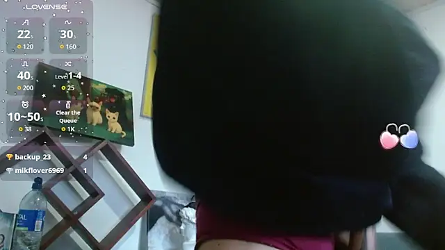 ZoeBakers_'s Live XXX Chat