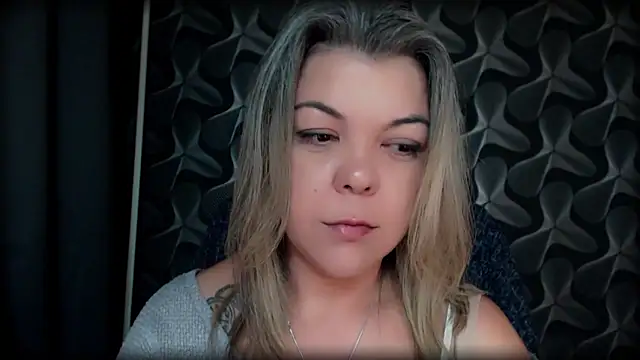 Chat XXX ao vivo de TheDomme