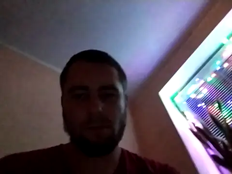 Vladyslav30 Pertunjukan Webcam