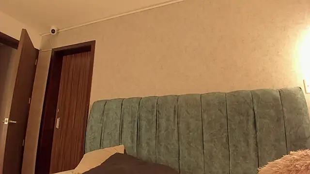 Aleera_Walton live XXX chat