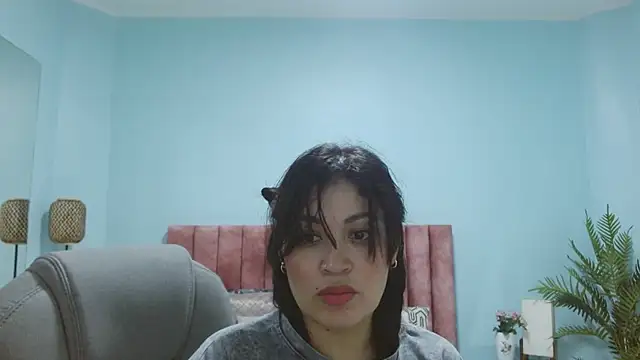 دردشة sophia_hadid الجنسية المباشرة