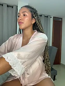 Mia_sweet80 Adlı Modelin Canlı XXX Sohbeti