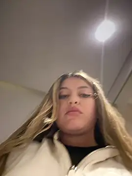 Czat XXX na żywo – lunablossom_