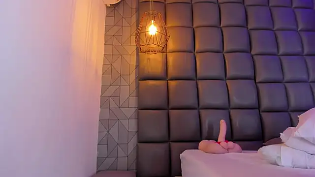 megan_woll: онлайн-секс-чат