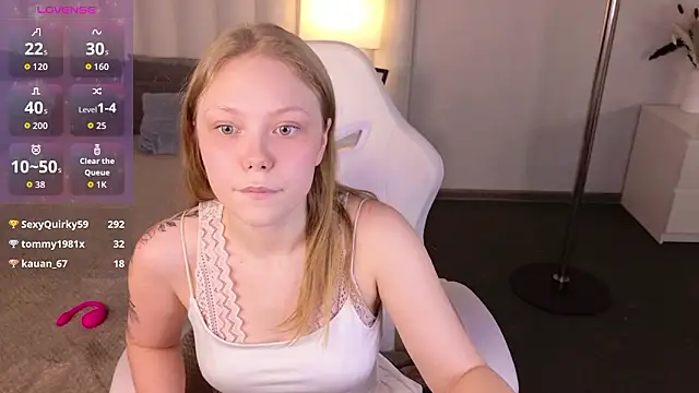 دردشة AudreyRossy الجنسية المباشرة