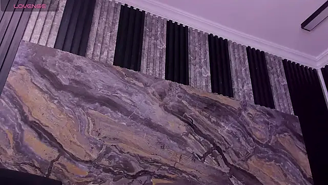 Axel-Bigcock: διαδικτυακό σόου στην κάμερα