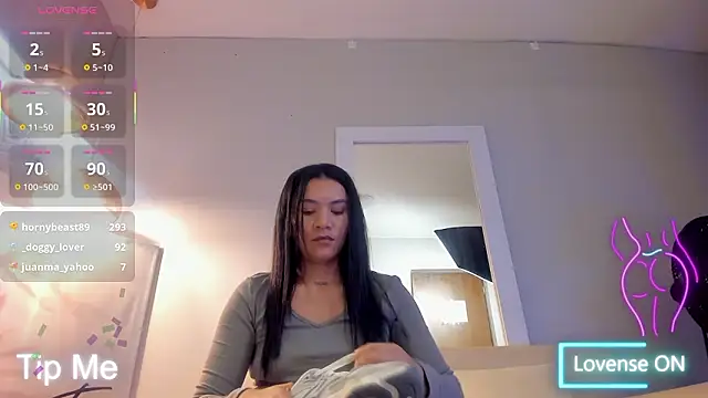 bonie_lov 现场XXX聊天