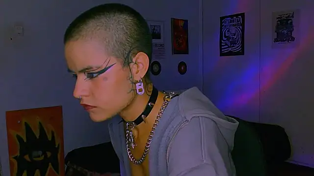 Chat +18 de alex_one888 ao vivo