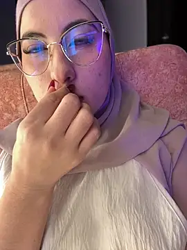 Živý XXX chat Badra_Abaid