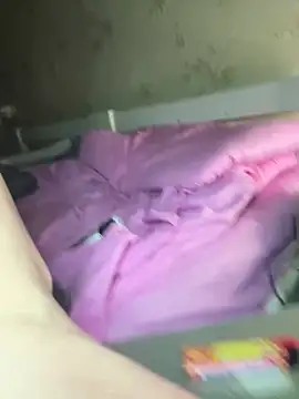 Naughtbaby_2025のライブXXXチャット