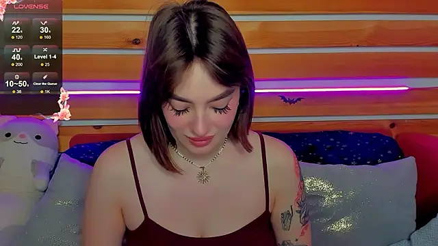 Živý XXX chat Emily_Tylerr