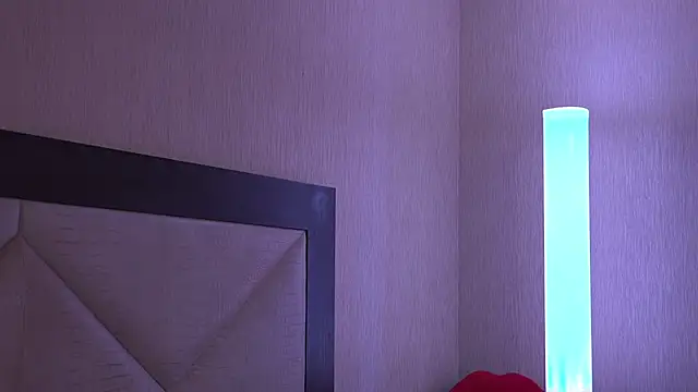 Pokazy przed kamerką – GirlGogo