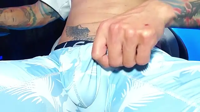 sebastian_horny 现场XXX聊天