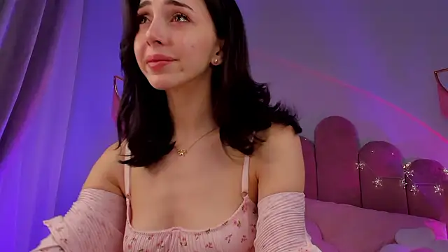 ElsaYoung webcam show