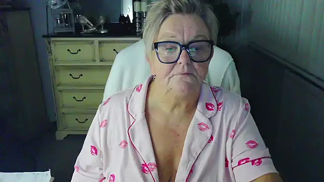 BridgetBlueEyes 现场XXX聊天