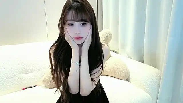 Uizzzqvq3 Live XXX-chat