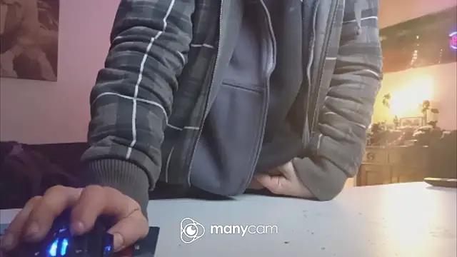 Pokazy przed kamerką – der_dino30