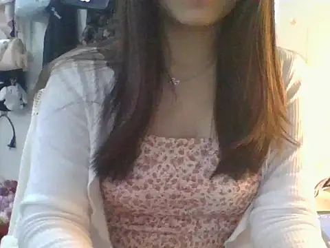 Linzly Chat XXX live