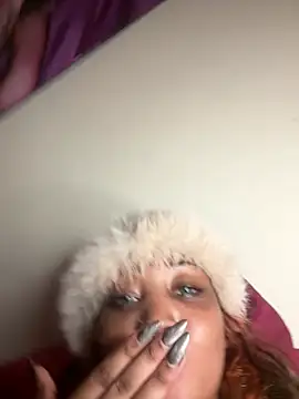 Ruthlessvee 即時 XXX 聊天