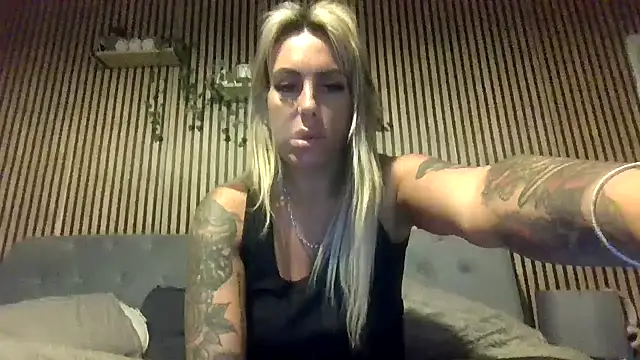 عرض كام poppyinga1