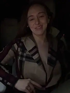 lunagirl13 webkamerás műsora