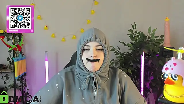 Mia_R0ss Chat XXX in diretta