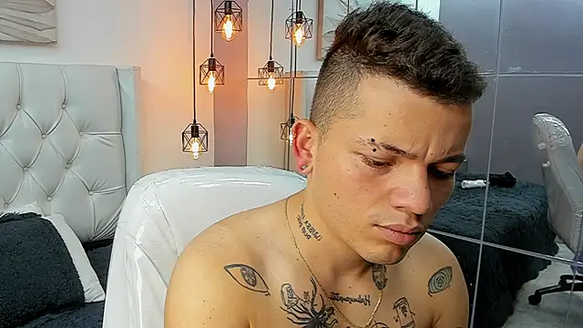 wildthor26 现场XXX聊天