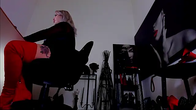 MistressDemi Chat XXX live