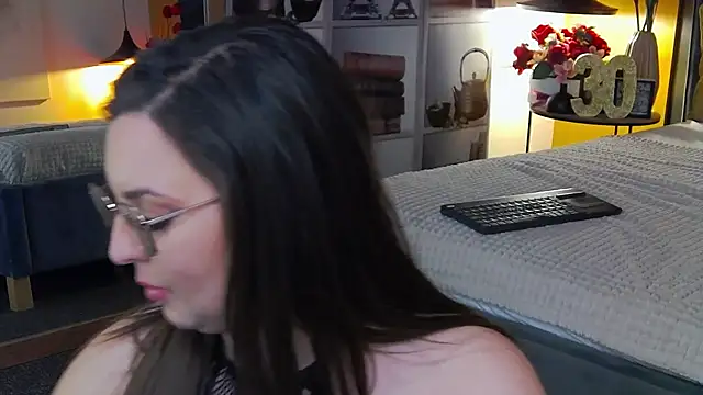 Mia_Swano Chat XXX live