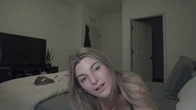 RosieCheeks_ Show in webcam