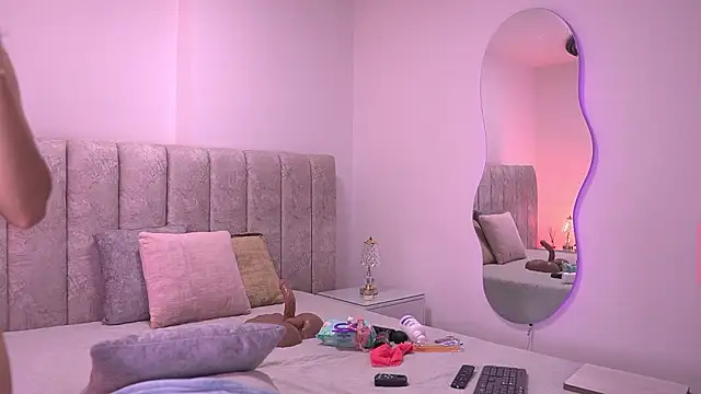 violeta_arocaのライブXXXチャット