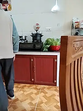 Онлайн чат XXX JasminePham