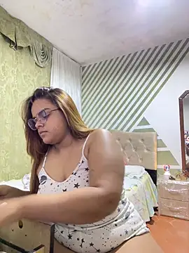 Chat +18 de Evabigass ao vivo