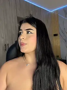 Kariina__69's Live XXX Chat