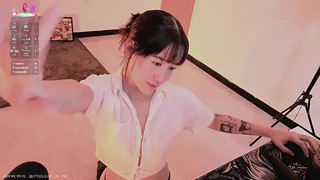 LilithCary Adlı Modelin Canlı XXX Sohbeti