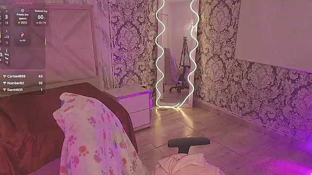 KATANA_TAY Adlı Modelin Canlı XXX Sohbeti