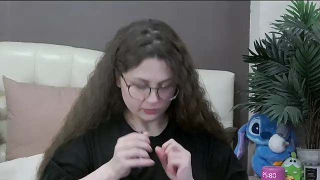 Онлайн чат XXX KellieMartin