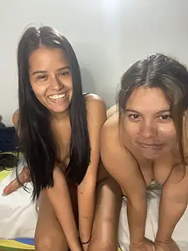 Chatroom XXX en direct de AngelaBlondee