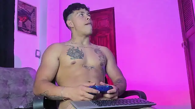 XXX chat uživo modela Dominic_Biker__