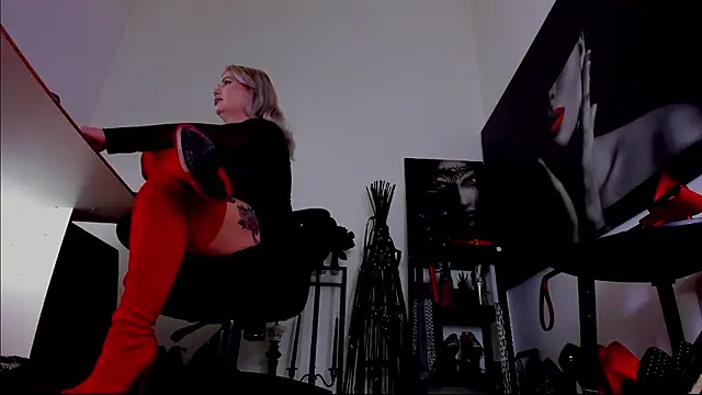 عرض كام MistressDemi