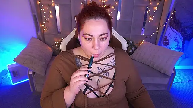 Kittywakee Live XXX-chat