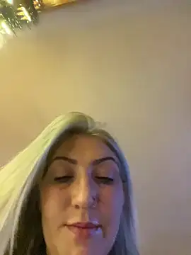 LittleMissEeve লাইভ XXX চ্যাট