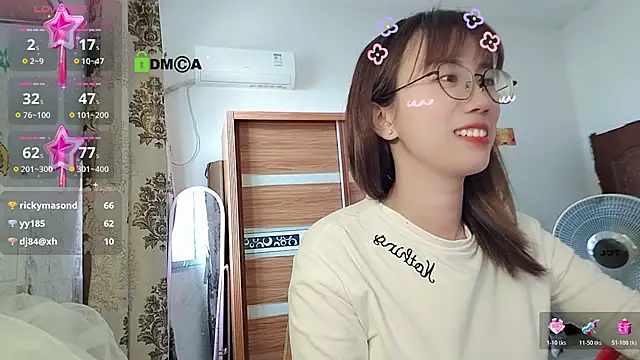 دردشة Lili_666 الجنسية المباشرة