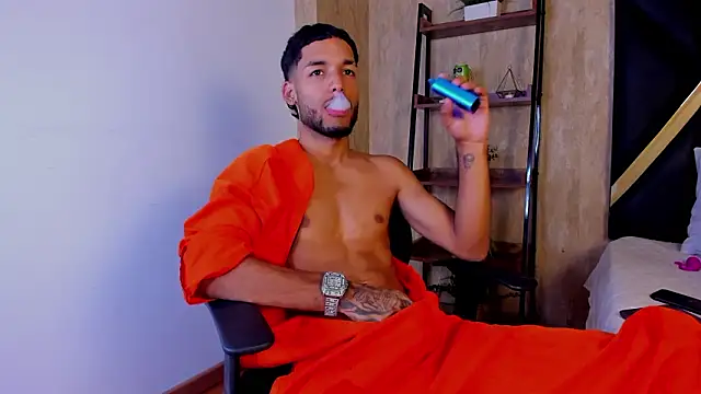 Thiagoferreti's Live XXX Chat