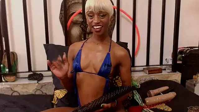 Nikistickyxx25 Chat XXX in diretta