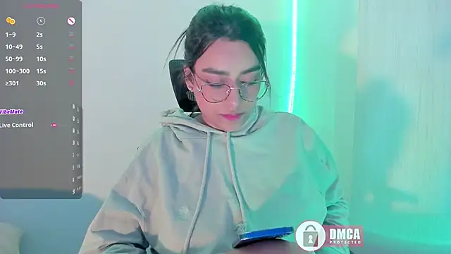 mypretty_isabella: απευθείας συνομιλία ΧΧΧ