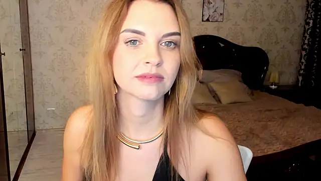 Chat XXX en directo de LunaFlinn