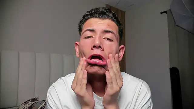 Chat XXX ao vivo de FireGuy_99